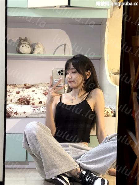 百变女神周佳怡性爱日常泄密流出 [129P+67V/3.8GB] 预览图 7