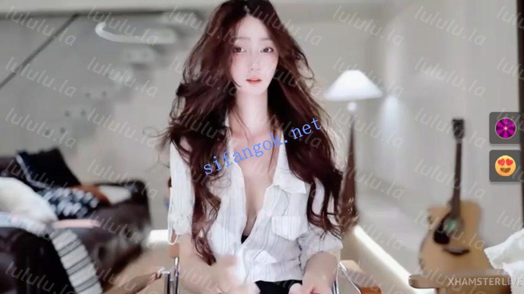 灬超美女神！【Aricia】神仙颜值 露奶乳夹 跳蛋隔内自慰自扣 预览图 11