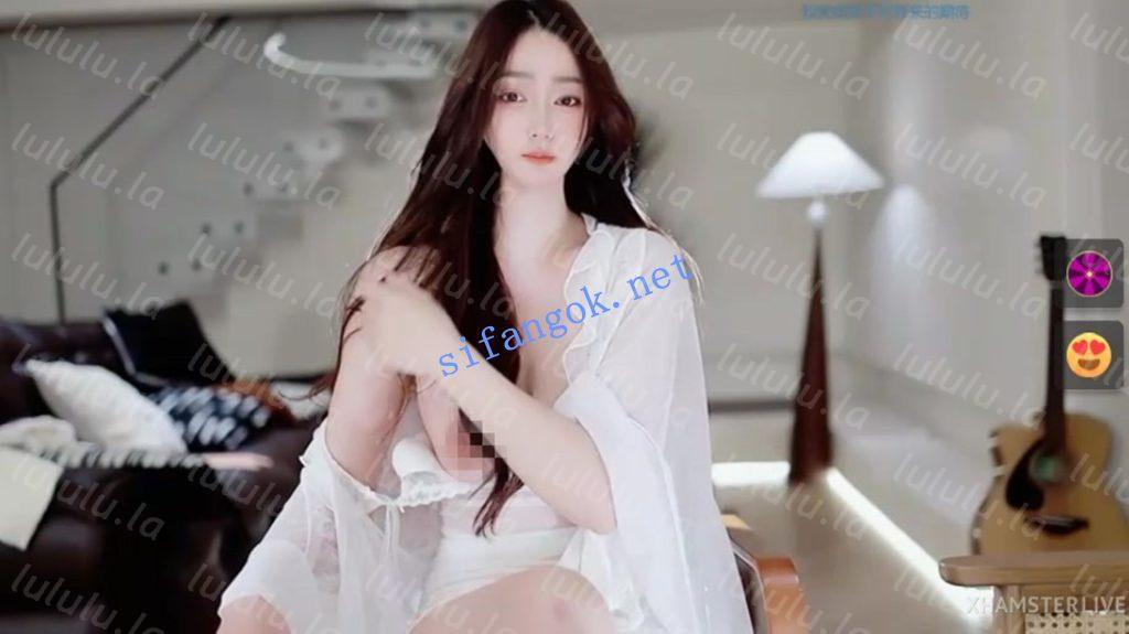 灬超美女神！【Aricia】神仙颜值 露奶乳夹 跳蛋隔内自慰自扣 预览图 2