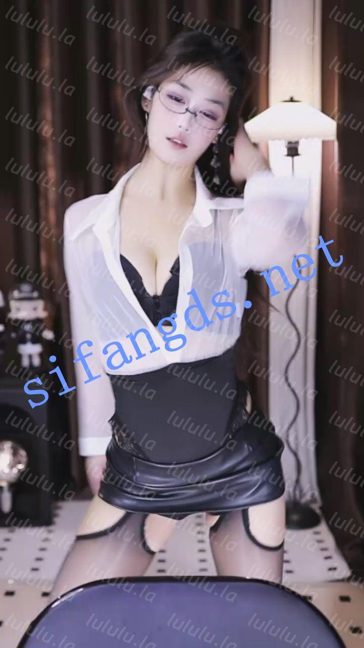 【不要在线解压】⭐【漂漂直播】S22 深沟半球抖奶 整活擦边大尺度骚舞 预览图 25