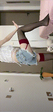 【不要在线解压】【快手】玻璃心小猫咪 漏内美臀摇 模拟被干 高潮表情 预览图 23
