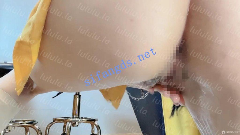 【无在线播放】ST-892【会所当着男顾客双女自慰喷水 jennie_spa门票大秀】 预览图 5