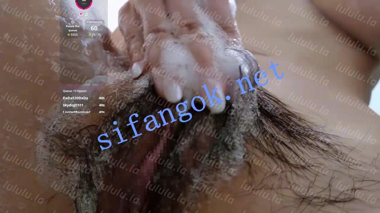 ST开票【Nancy-A1】白嫩学妹第一次 洗澡喷水阿黑 后入 预览图 8