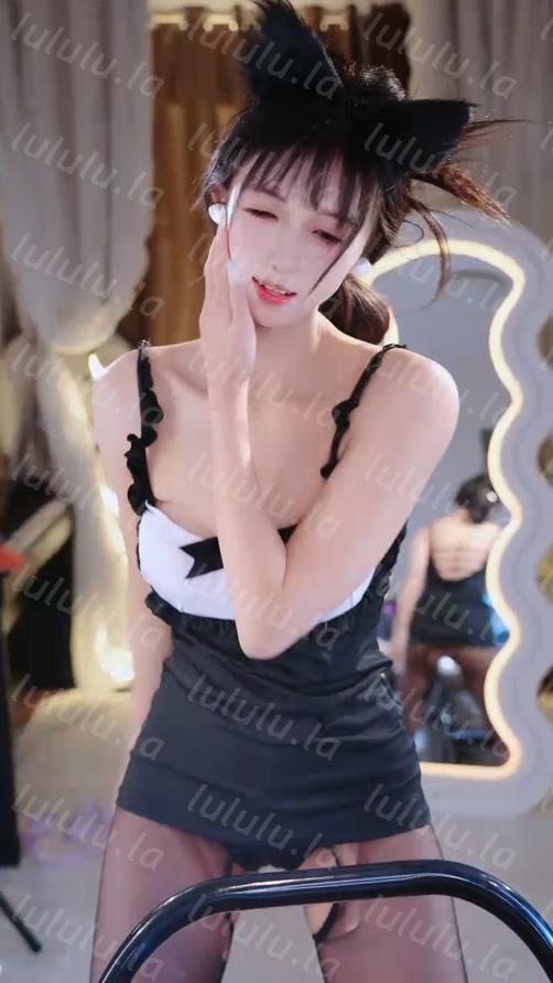 【不要在线解压】【来秀】福福/陈欣然 骚妹福福撅臀漏内内 深夜测试尺度46v#1