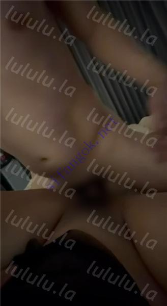 【不要在线解压】抖音健身主播 超大奶lili 肉感肥臀 爆操大屁股 情趣掰穴骚 预览图 7