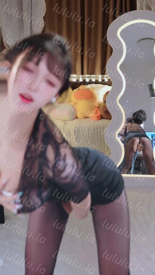 【不要在线解压】【来秀】福福 超近距离视角跳骚舞 无视警告不抬接着骚 9v#3 预览图 6