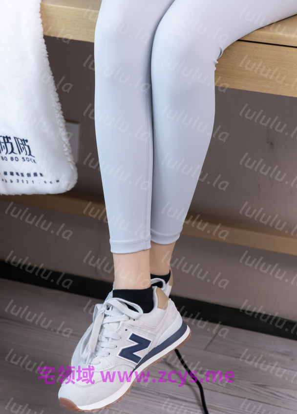 [BoBoSocks袜啵啵] 积分限定 NO.051 稚予 运动鞋黑棉袜 【140P1V4.99G】