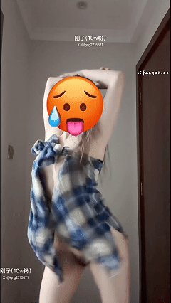 【不要在线解压】推特裸舞福利姬 刚子 26九月VIP劲爆裸舞 动感抖奶顶B起飞了 预览图 19