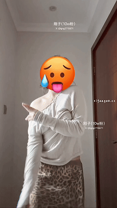 【不要在线解压】推特裸舞福利姬 刚子 26九月VIP劲爆裸舞 动感抖奶顶B起飞了 预览图 14