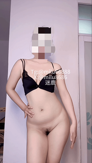 【不要在线解压】推特极品裸舞姬 迷鹿 9月会员裸舞 抖音风反差顶B抖奶起飞 预览图 5