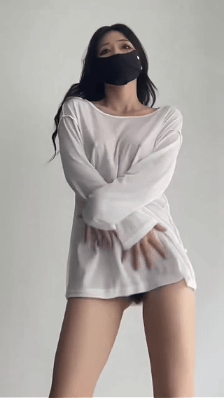 【不要在线解压】推特福利姬 33jiemm蝴蝶姐妹26最新VIP裸舞弹力插 优雅永不过时 预览图 7
