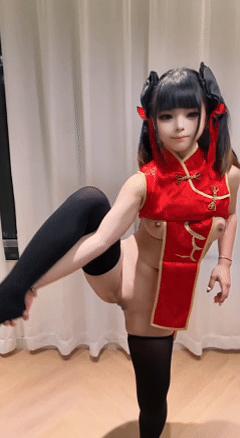 【不要在线解压】推特极品萝莉 小瑜酱 幼犬 2026会员合集 裸舞嫩穴自插外露出 预览图 32