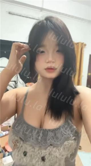 【不要在线解压】快手抖音 豆豆本豆豆唯一浅芙 超级大奶萝 裸舞自慰福利顶 预览图 13