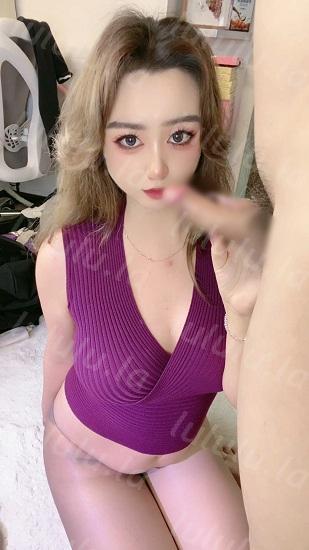 【不要在线解压】快手超骚御姐 菲比 吃鸡吐奶疯狂啪啪奶子操飞起 脸穴同框 预览图 22
