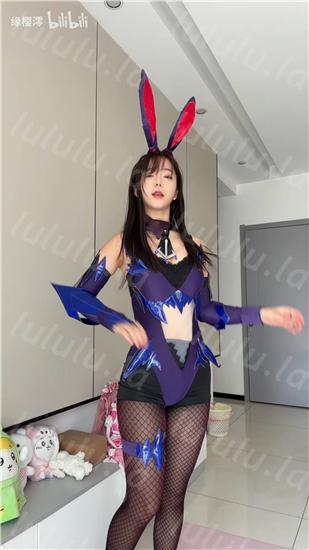 【不要在线解压】B站65W粉极品舞蹈up主【缘樱澪】精致COS反差瑜伽骚舞福利 预览图 20
