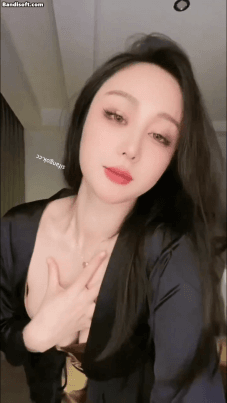 【不要在线解压】【抖音 L.露】丰满巨乳女神 顶级少妇 露点三点定制极限骚舞 预览图 2