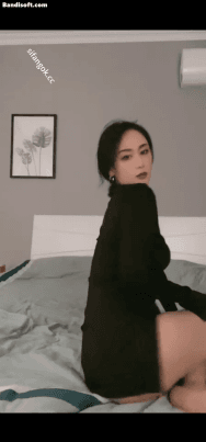 【不要在线解压】【抖音 L.露】丰满巨乳女神 顶级少妇 露点三点定制极限骚舞 预览图 6