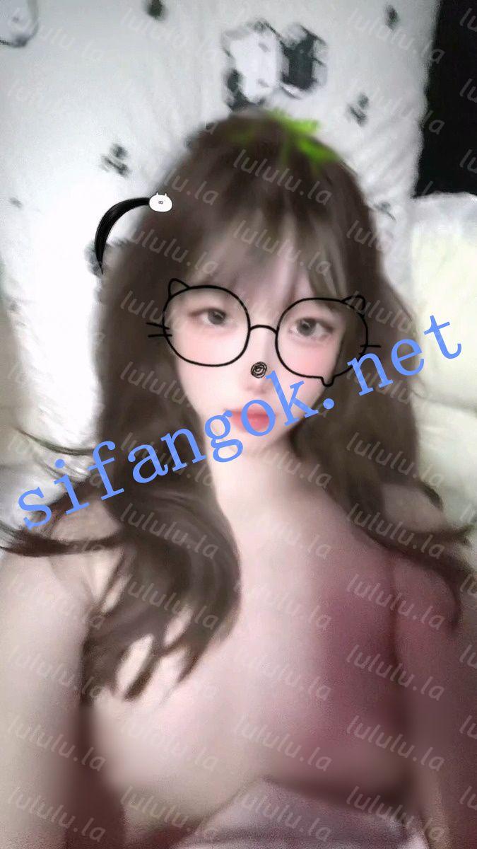 【不要在线解压】【重磅】在校女大【呆呆ovo】私人定制 最新 超粉嫩清纯少女 预览图 15