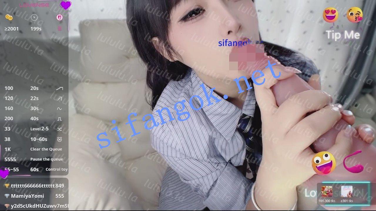 stripchat【C2C私人】校花女神 rou-laila 黑丝大屌暴插私人秀 预览图 1