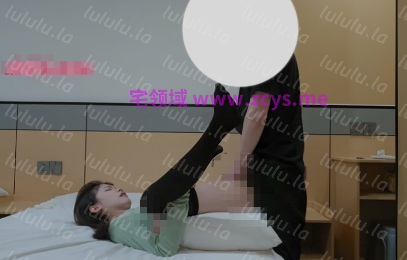 娇小妹子，胸部偏小但下面粉嫩紧致，包裹感很强 预览图 3