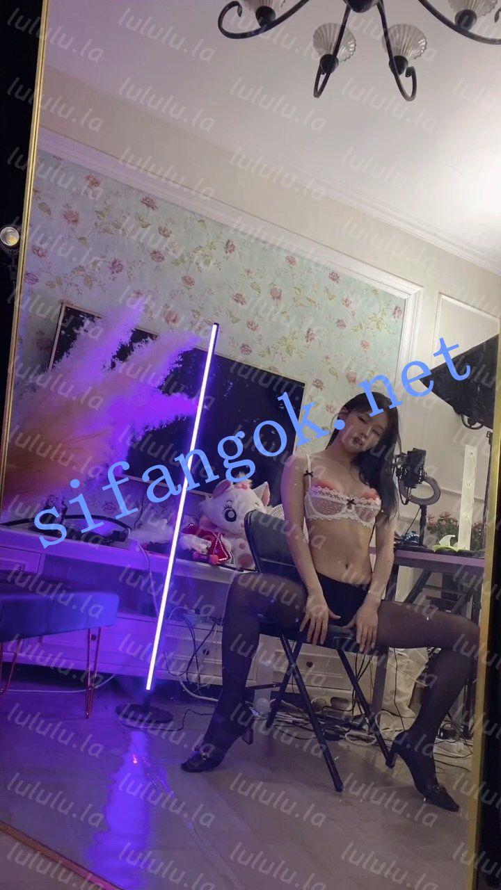 【不要在线解压】B站诱惑御姐 梨汁汁儿 定制裸舞 大摆锤、加特林 动感起飞 预览图 7