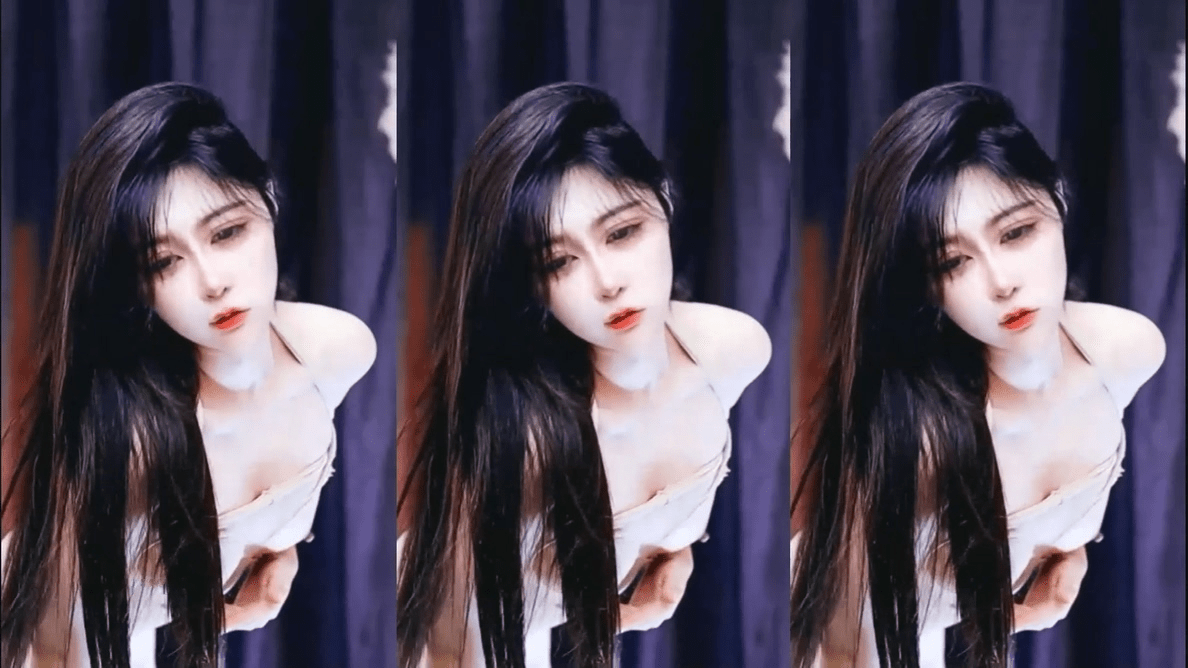 《顶流网红✅泄密》虎牙丨顶尤颜值天花板极品女神【温情兔】土豪万元定制，肉丝开裆露三点裸舞一线天美鲍撸点超高-福利岛