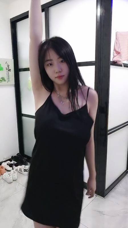 高颜值女神 00后超级胸 [5.71G]