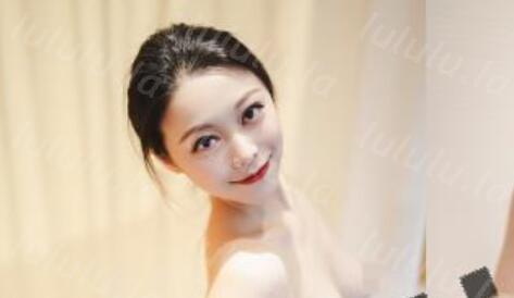 高颜值瑜伽御姐@语梦 尺度私拍写真视图合集[439P+1V/5.57G]