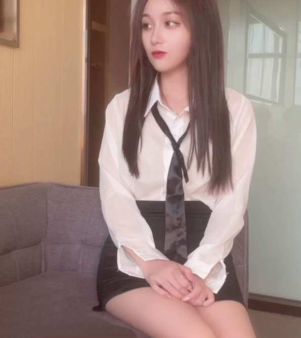 美酱 性感秘书工作不认真被老板惩罚 [1V/612M]-福利岛