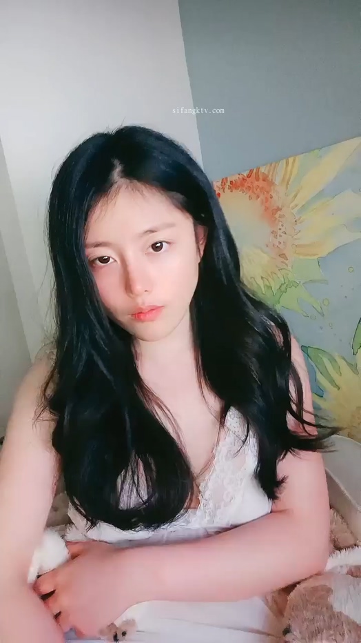 平台第一女神【熙颜】两年了终於下海了[MP4/4V/3.54G]-福利岛