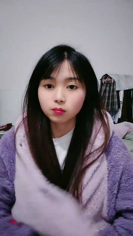 素颜眼镜小女神 不吃土豆 [4V/5.65G]-福利岛