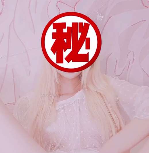 福利姬 萌面学妹 透明波点裙 [2V,93M]