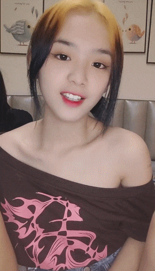 多人开炮七彩女神『18岁梦涵』大合集[40G]-福利岛