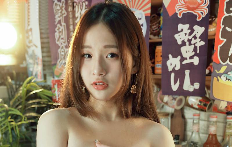婕咪 牵丝粉嫩大公开 [158P/1V/1.06G]
