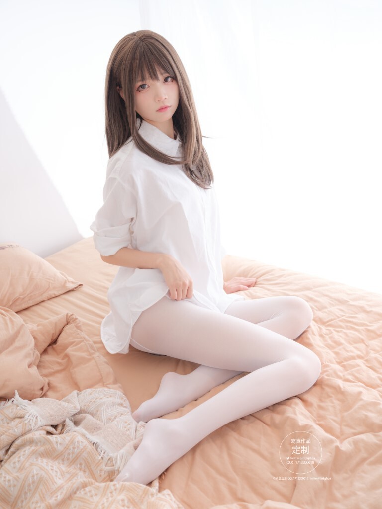 紧急企划 Vol.026 五更百鬼 白丝[50P-1.39GB]