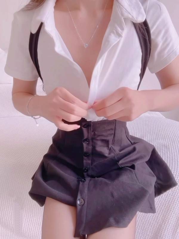 芋圆 新制服视频 [1v/8.18M]