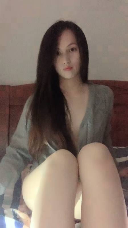 性感喵喵儿 素颜女神 家里偷偷播 [12V/2.71G]