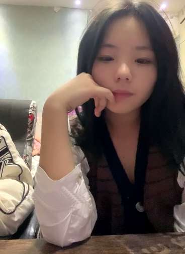 一群极品学妹 Gia少女 多人热舞视频 [2.07G]