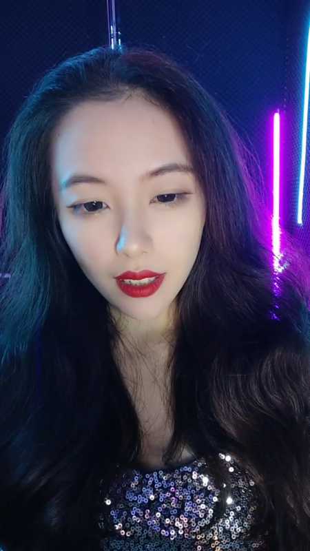 又美又有气质女神 小飘飘 想看的都有舞姿又妖艳 [4V/5.64G]-福利岛