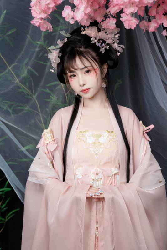 爆机少女喵小吉2月5套合集 [9.61G]