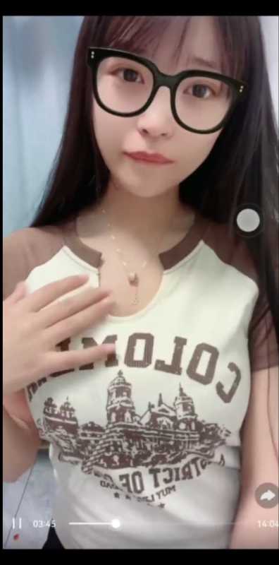 超高颜值的清纯女神 奶萌 一对一定制3部 [3V/1G]-福利岛