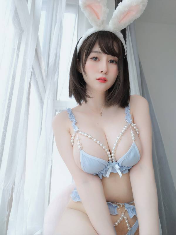 白银81[Fantia] 2022年12月合集 [366P/8V/1.60G]