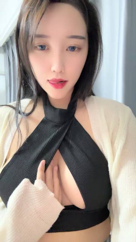 178小宝贝气质女神露脸黑 [1V/318M]