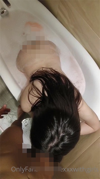 【炮王降世-极品性爱】约啪达人『粉味芒果』炮王约炮私拍③健身炮王与极品丰臀女神激操做爱 后入内射 2630M-福利岛