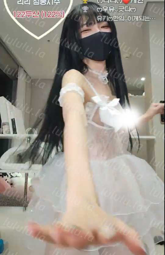 pandatv韩国主播 iamriri 2月18日直播 2V 3G-福利岛