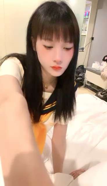 清纯女神 户外视频 [1V/362M]