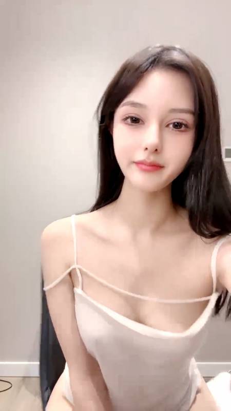 极品美女 香奈奈 视频 [1v,2.14g]