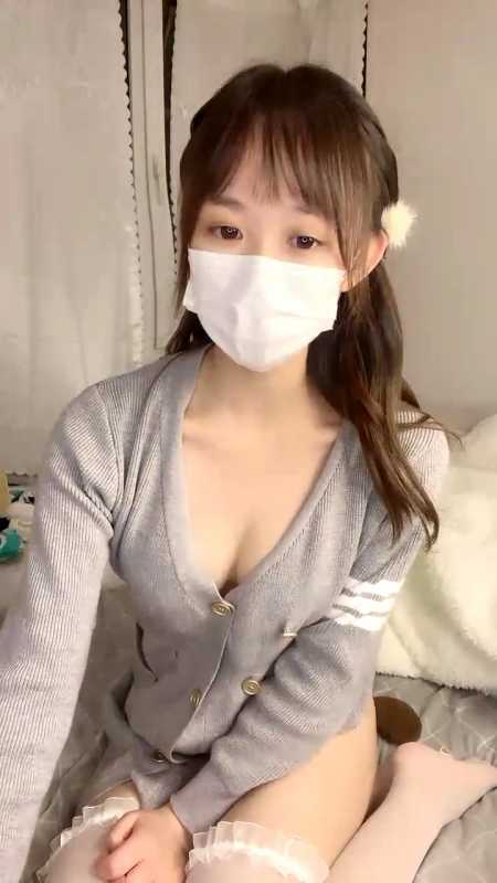 又白又嫩水灵水灵的心动校花女神 榨汁机妹妹 赏心悦目不看后悔 [5V/4.58G]-福利岛