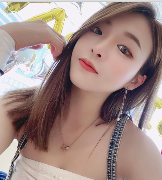 艺校舞蹈系气质女神-小桃子-露脸裸舞自慰私拍视图（14P,18V,546M）