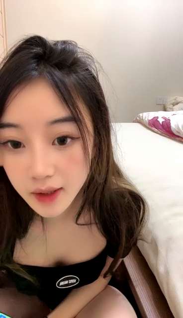 璐鹿视频 [4V/2.52G]